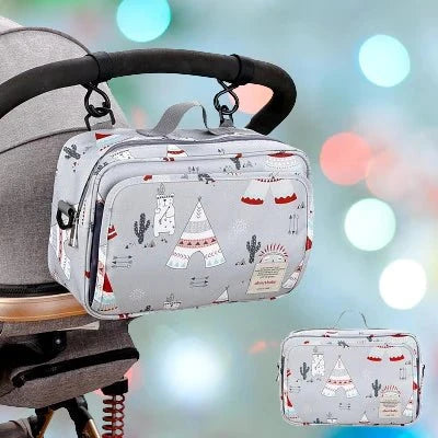 Sac de Voyage |CactusBag nomade accroché aux poignées d'une poussette