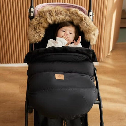 Chanceliere Bébé Évolutive NuageSerein Bébé bien au chaud dans sa chancelière isotherme pour affronter l'hiver 