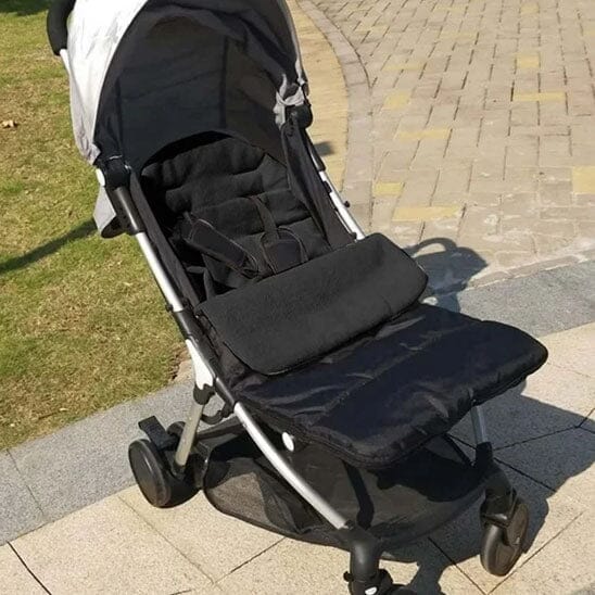 Chancelière Poussette Universelle CâlinNid Tissu respirant pour cette chancelière régulant la température de bébé