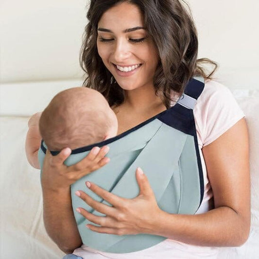 Sling Cocoonelia Gris admirez bébé face à vous dans un portage physiologique doux