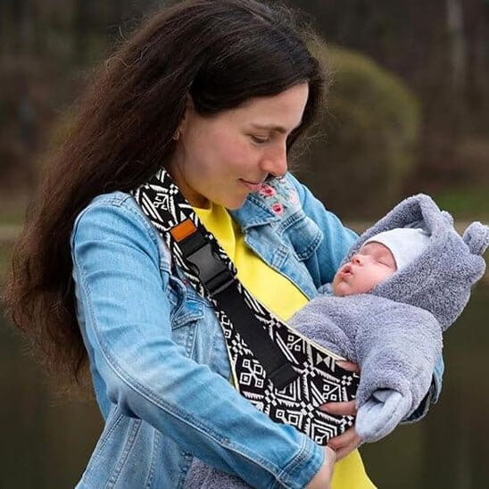Sling Porte Bébé Étoile savourez chaque regard avec bébé tout contre vous
